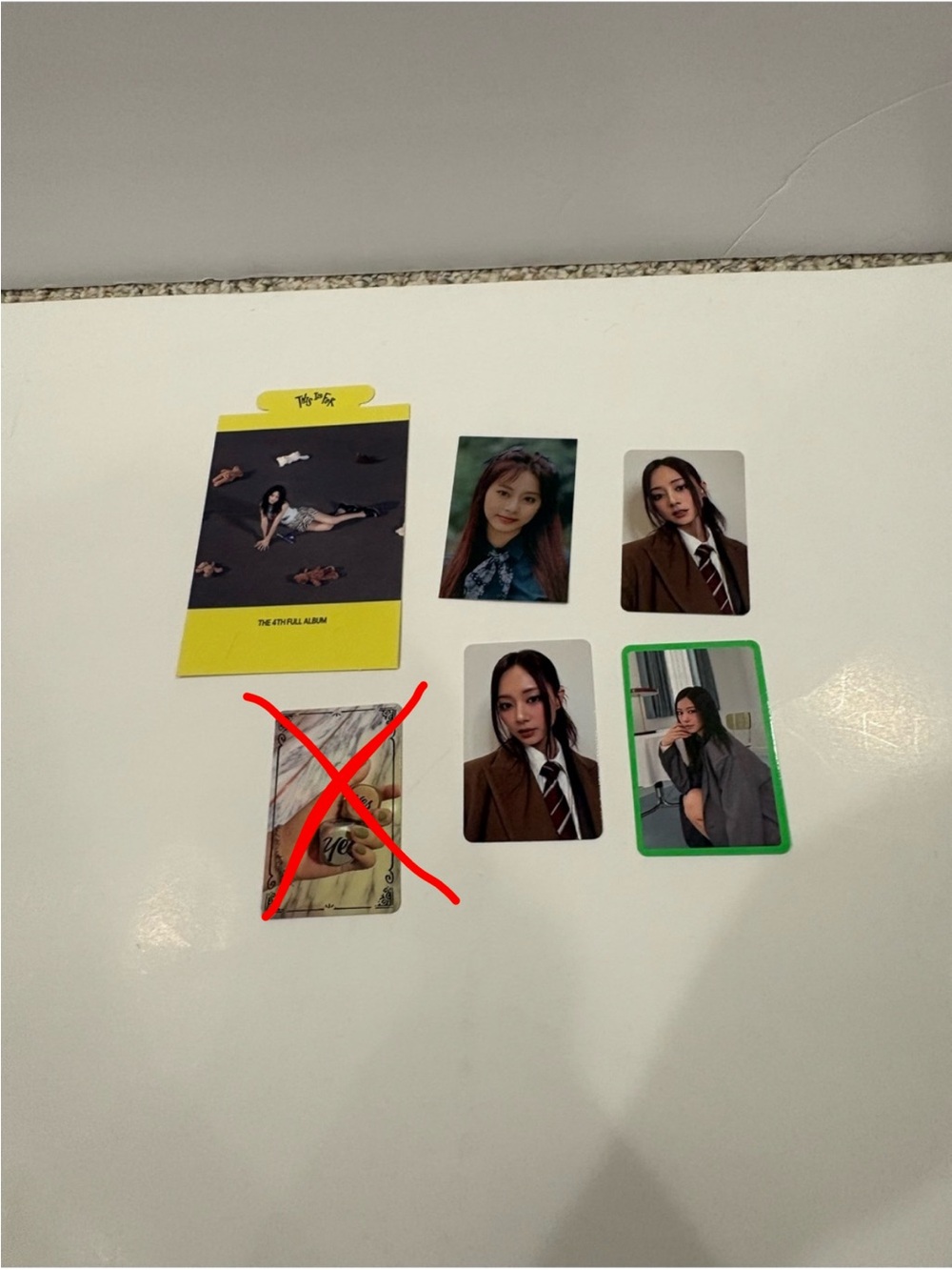 Twice K-POP Tzuyu Lot of 5